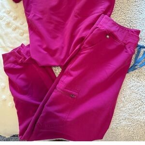 Figs high waisted Zamora scrub pant in raspberry sorbet size large